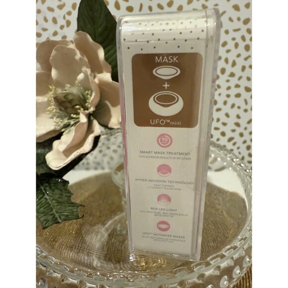 NEW - FOREO UFO Mini LED Thermo Activated Smart Facial Mask Retail: $99 - Picture 3 of 6